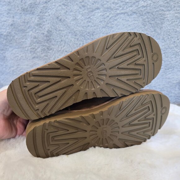 UGG Classic II Shearling Lined 8" Shaft Women's Boot Size 10 NEW *NOTES* - Picture 6 of 10